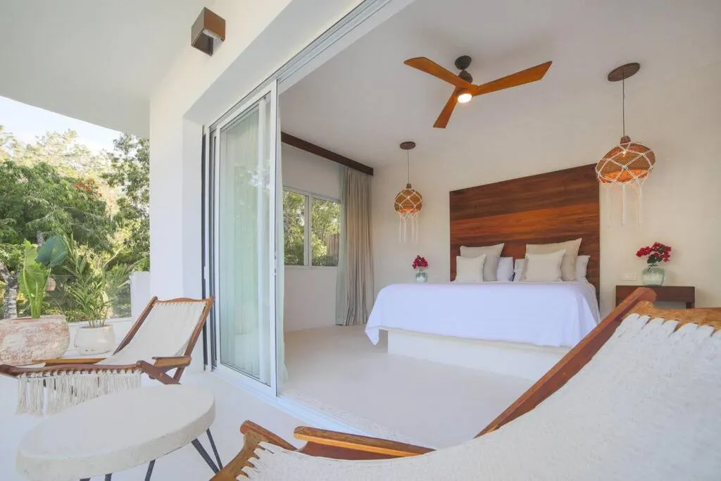 Image 1 of Estrena espectacular Villa, piscina XL y jacuzzi