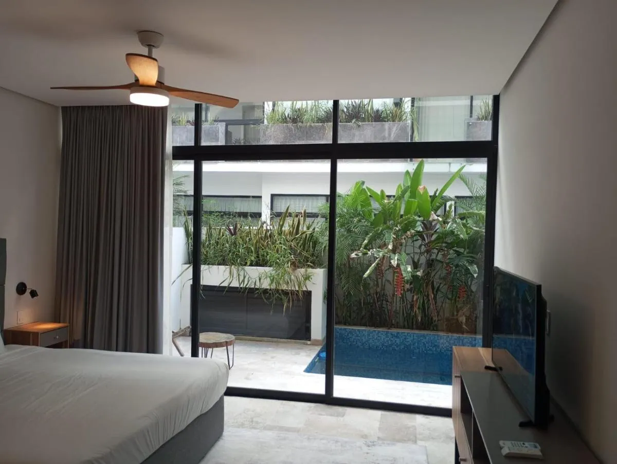 Image 1 of Exclusivo con piscina privada