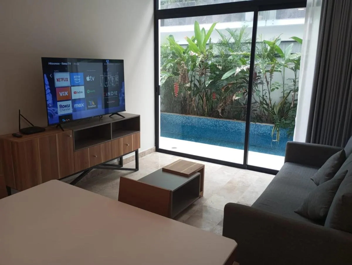 Image 5 of Exclusivo con piscina privada