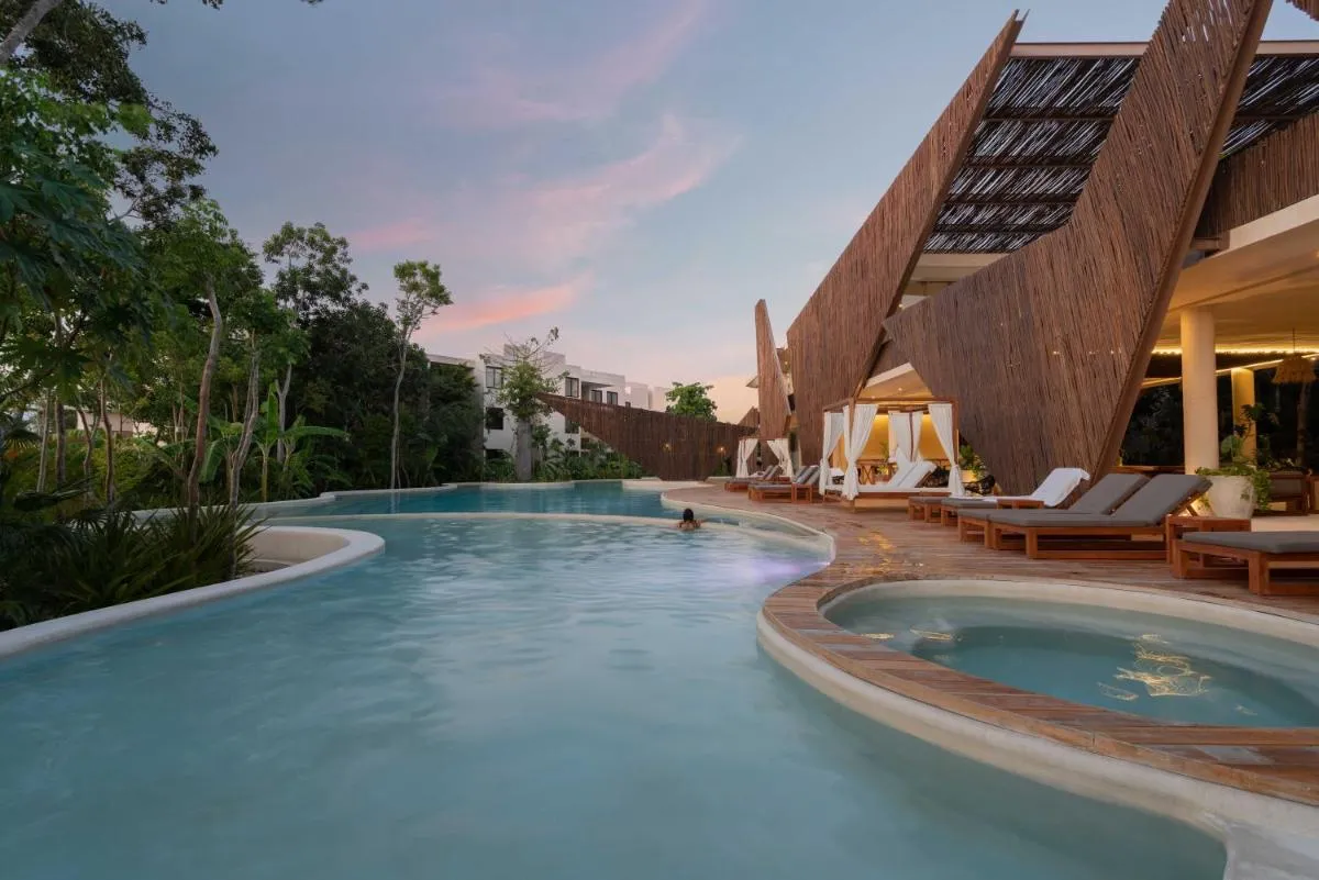 Image 3 of Extraordinary Penthouse, private rooftop and pool, capacity for 9 guests, in fully equipped hotel in Tulum