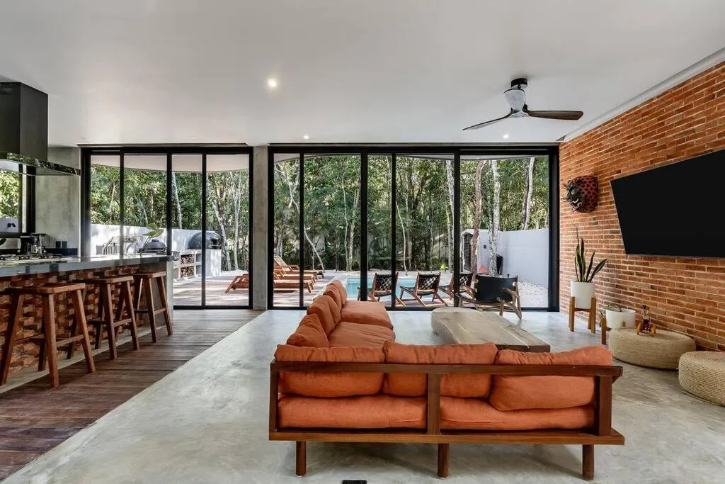 Image 4 of Fantastic 4BR villa 10ppl Pool and Jacuzzi