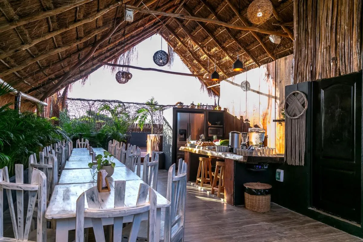 Image 3 of Grand Balam Plaza