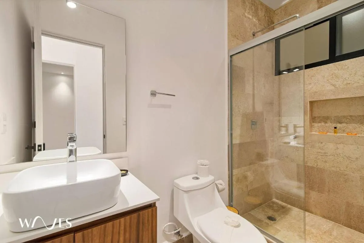 Image 2 of Great Located 1 Bedroom with private Pool and Gym