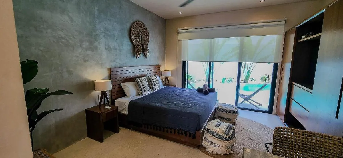 Image 1 of Hermoso estudio con acceso directo a la piscina