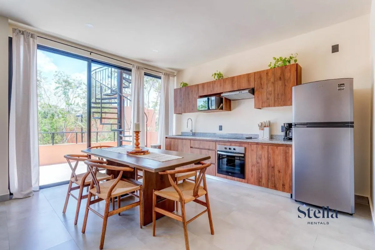 Image 2 of Homsy House Private Roof Terrace 2 Pools Onsite