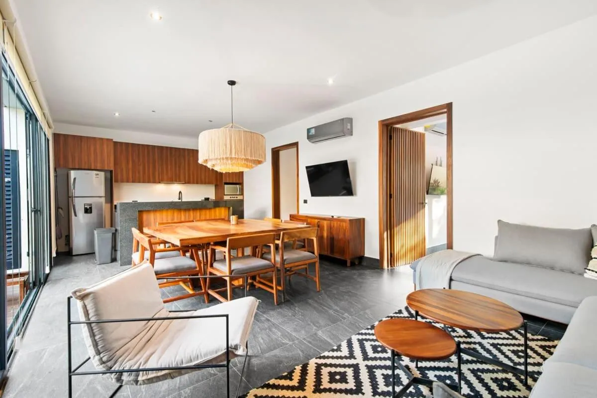 Image 2 of La Veleta Getaway at ASANA LEAF House Sleeps 12