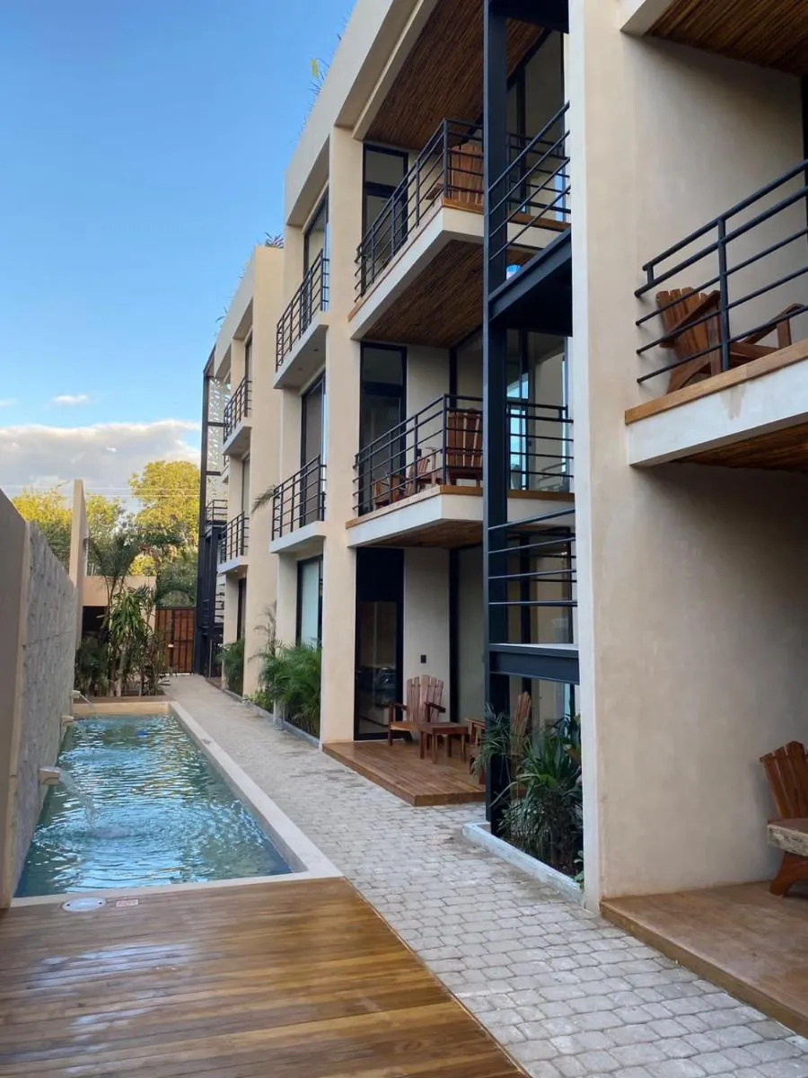 Image 5 of La Veleta luxury condos