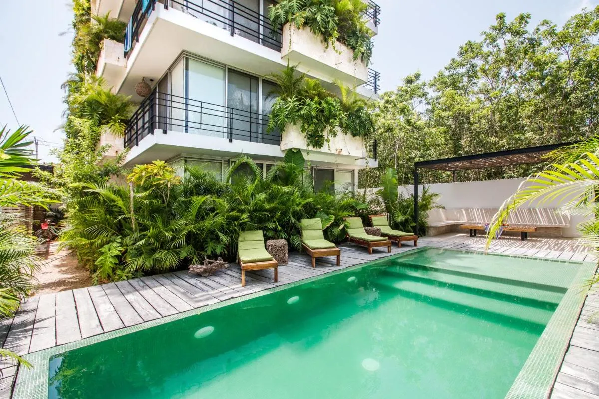 Image 3 of Laid Back in Tropical Vibe Apt Private Pool