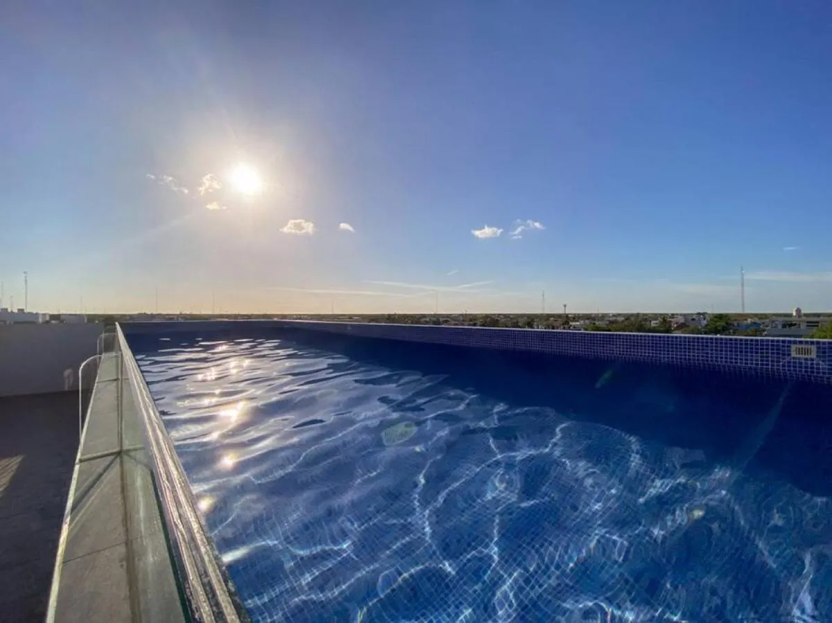 Image 3 of Large Studio Downtown with Pool. Enjoy the Local Vibe