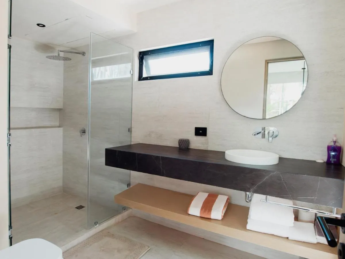 Image 2 of Las Villas I & II