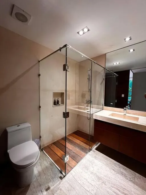 Image 3 of Luxory Village