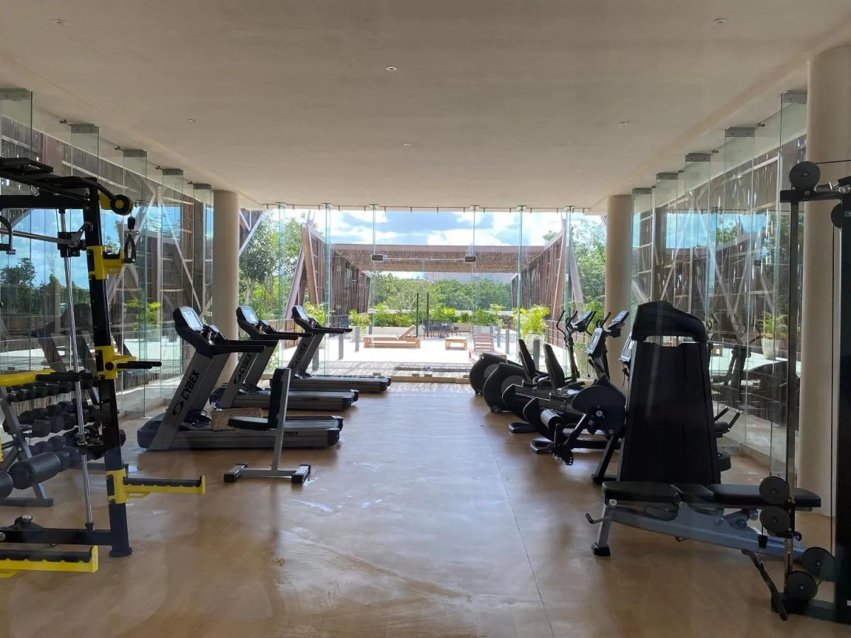 Image 2 of Luxurious Jungle Studio