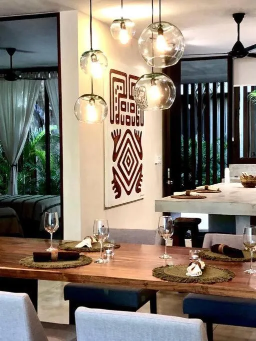 Image 3 of Luxury 2 BDR 2 BTH 2 Bikes Jacuzzi FibOptic WiFi.