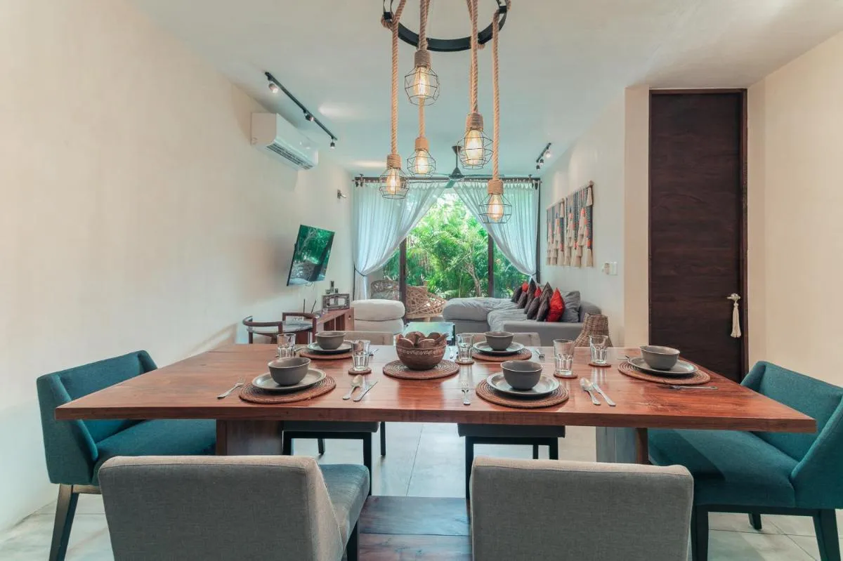 Image 1 of Luxury 2 BDR 2 BTH 2 Bikes Jacuzzi FibOptic WiFi.