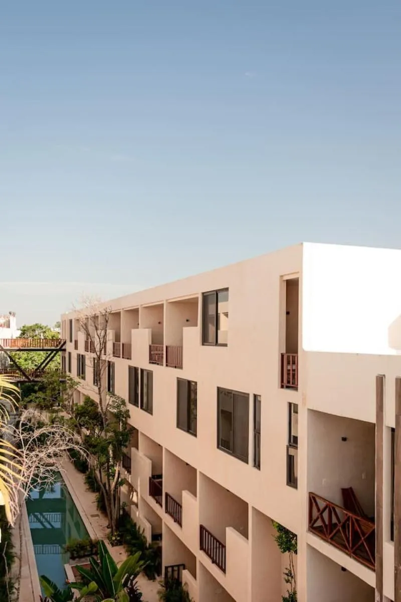 Image 3 of Luxury 2 story Penthouse La Veleta 3Br jacuzzi