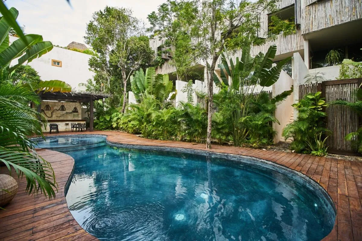 Image 3 of Luxury Apartment with Private Rooftop Pool, PPP Beach Club & Bikes Included