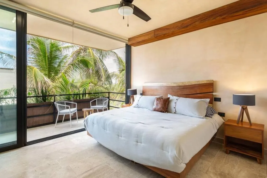 Image 1 of Luxury Beachfront Penthouse With Private Pool