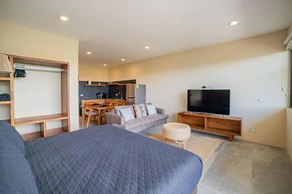 Image 5 of Luxury Oasis vibes jungle retreat Beach Access