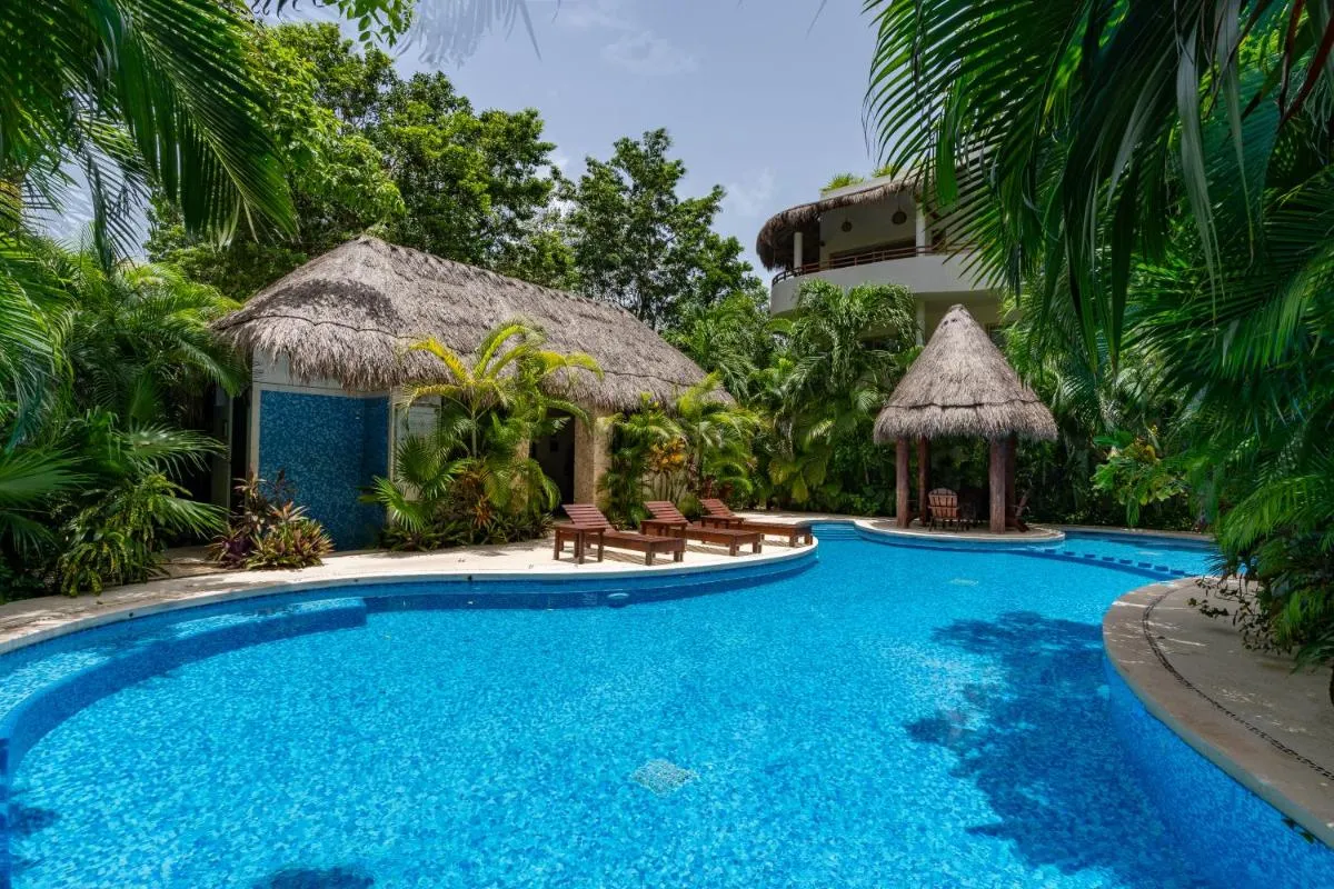 Image 3 of Luxury Penthouse with Private Rooftop & Hot Tub