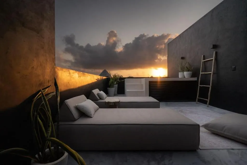 Image 2 of Luxury Twin Villas, 4 Private Pools, 2 Rooftops, BBQ, Near Beach