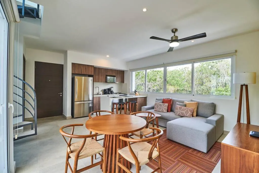 Image 4 of Macbeth – Rooftop with Jacuzzi & Beach Club Access