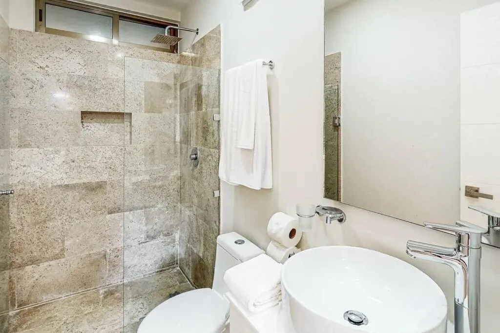 Image 2 of Magnificent apartment with dreamy pool