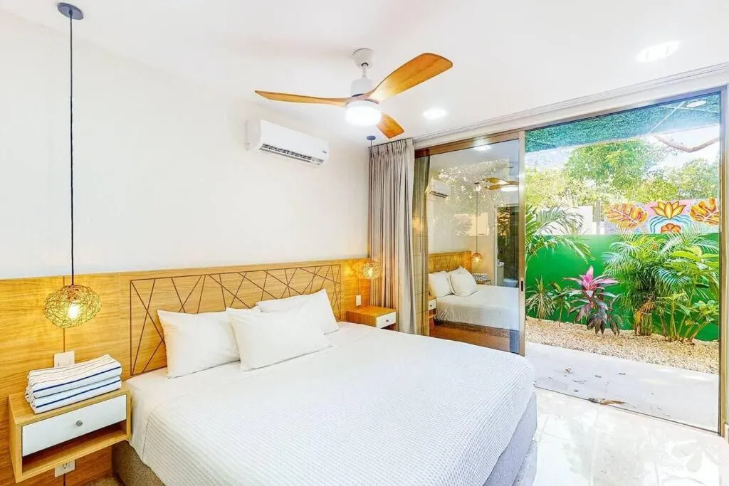 Image 1 of Magnificent apartment with dreamy pool