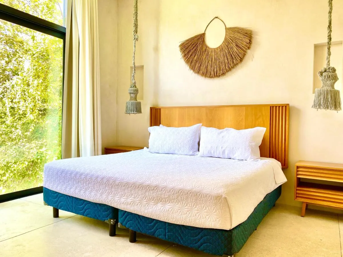 Image 1 of Manor Baroness by Andiani