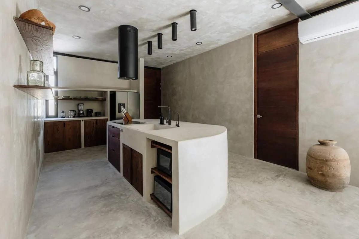 Image 2 of Mar Y Miel Noir Modern