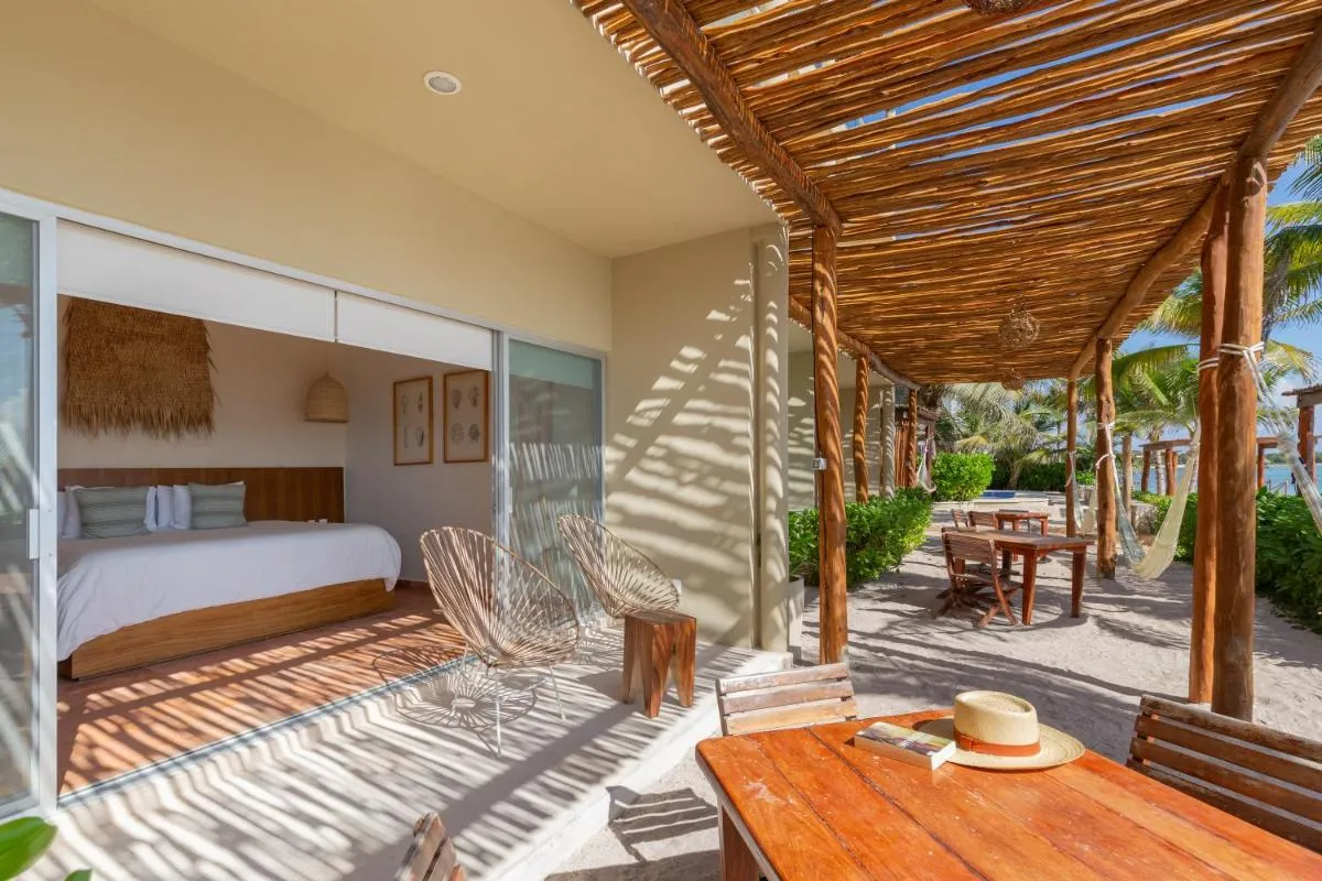 Image 1 of Mereva Tulum