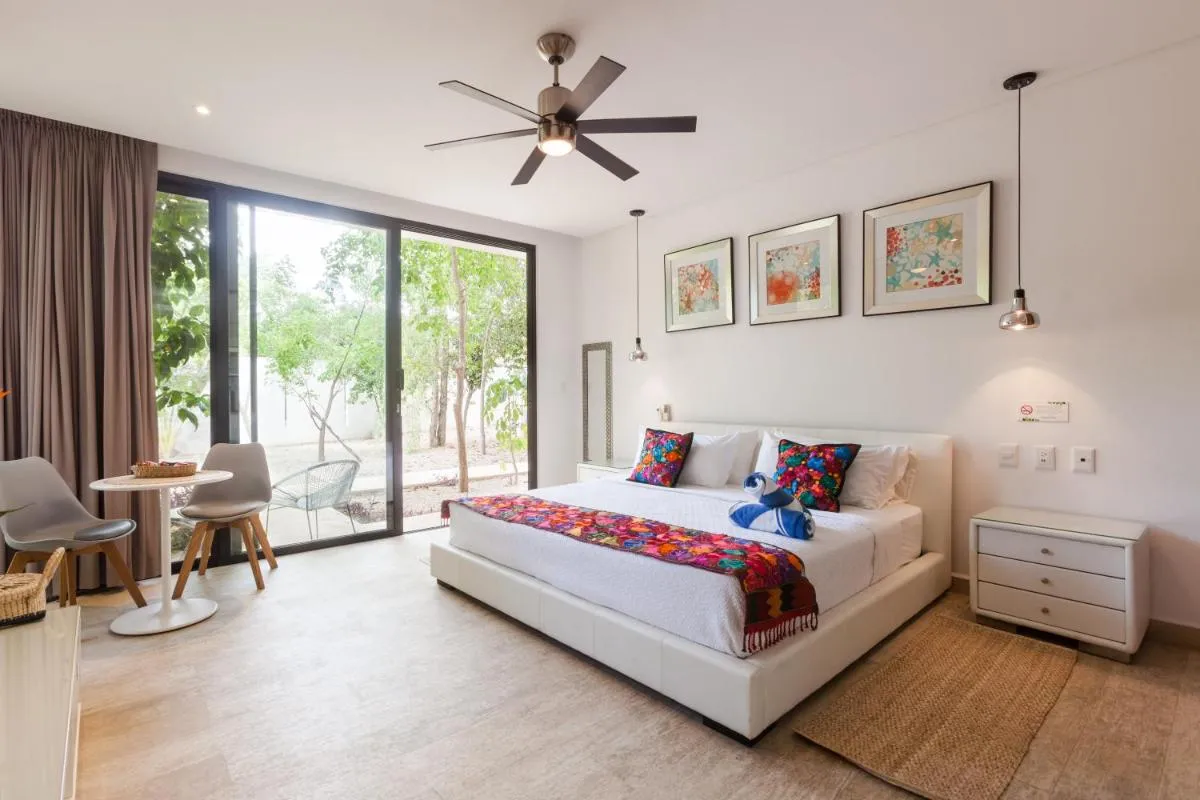 Image 1 of Mexican style studio with free Spa & Gym access