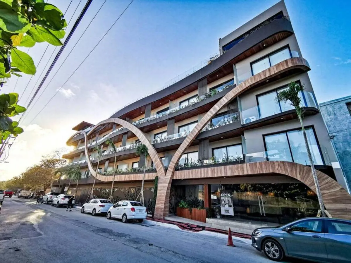 Image 6 of Modern Studio Downtown with Rooftop, Pool, Gym and Parking