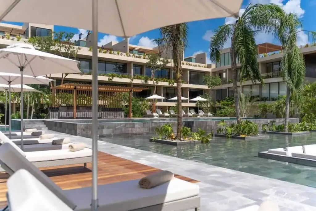 Image 2 of Moderno departamento dentro de Mystiq con ATM