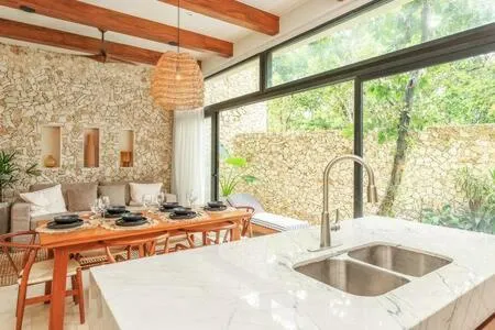 Image 2 of Nature, Luxury, Private Pool plus Washer & Dryer
