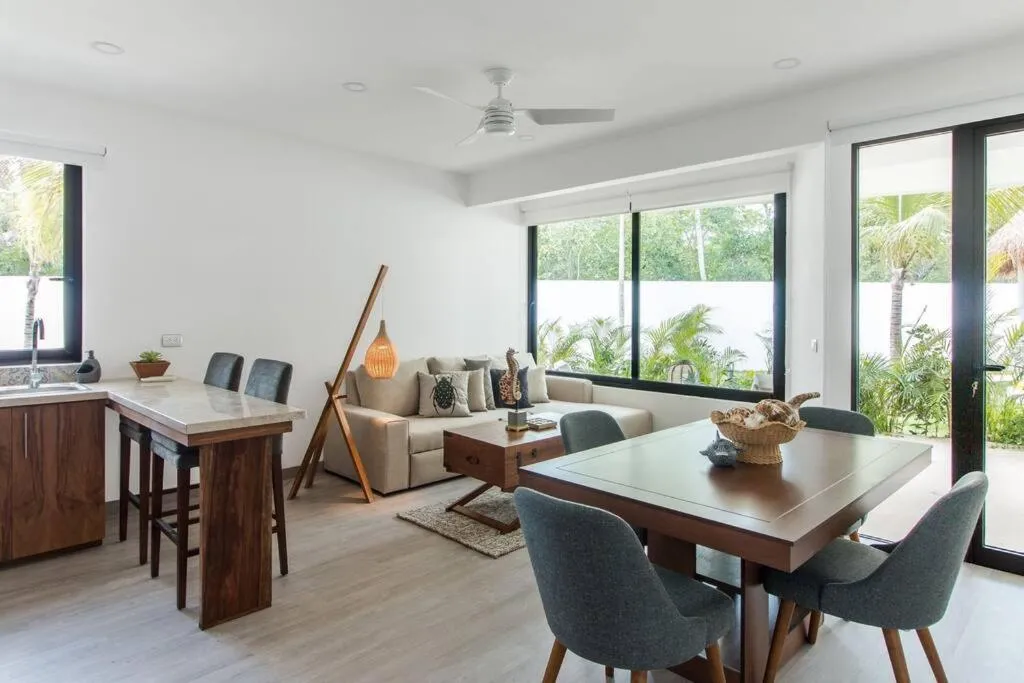 Image 4 of Neem 31 Comfortable, Luxury Apartment 10 min to the beach