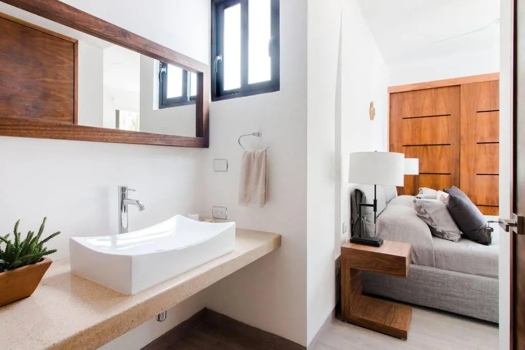 Image 2 of Neem 31 Comfortable, Luxury Apartment 10 min to the beach