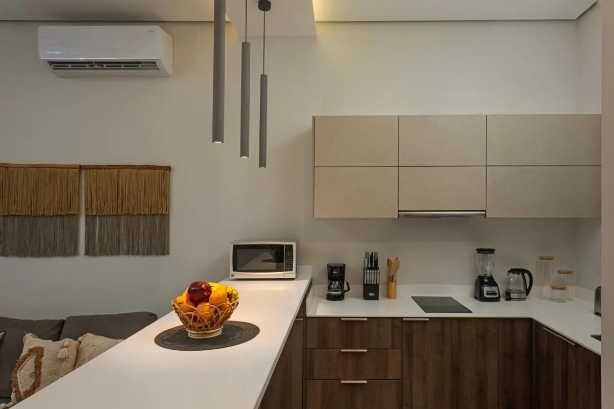 Image 6 of New 1br Hotel zone Rooftop wpool and concierge