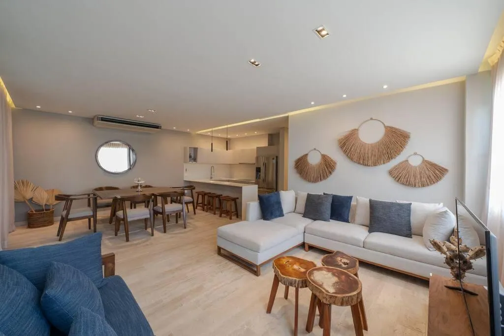 Image of New 2 BD condo with private balcony