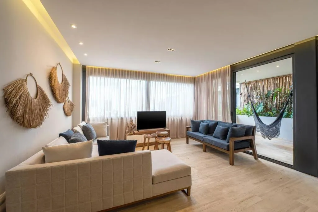 Image 5 of New 2 BD condo with private balcony