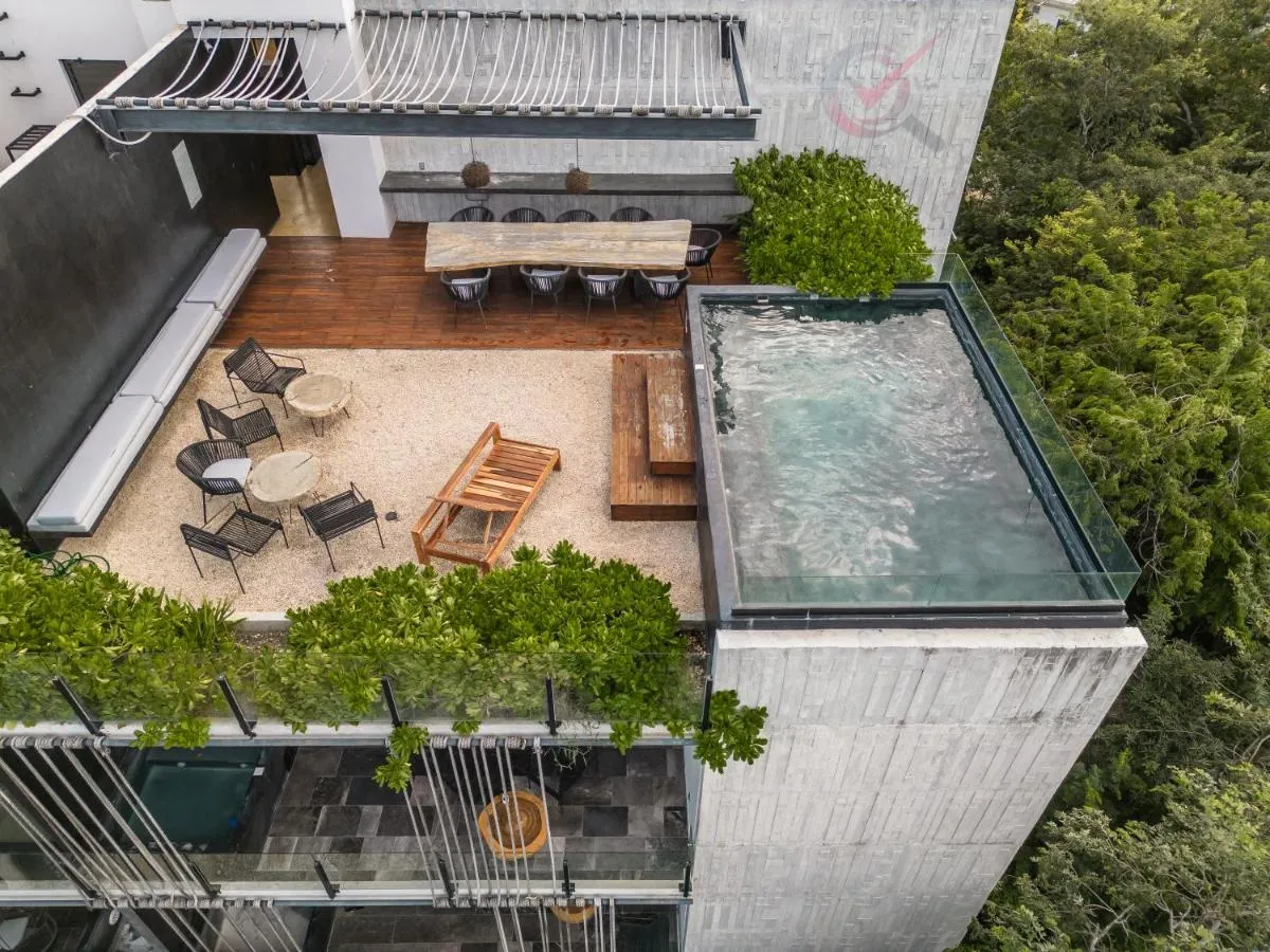 Image 2 of New Luxury Suite con Plunge Pool Privado