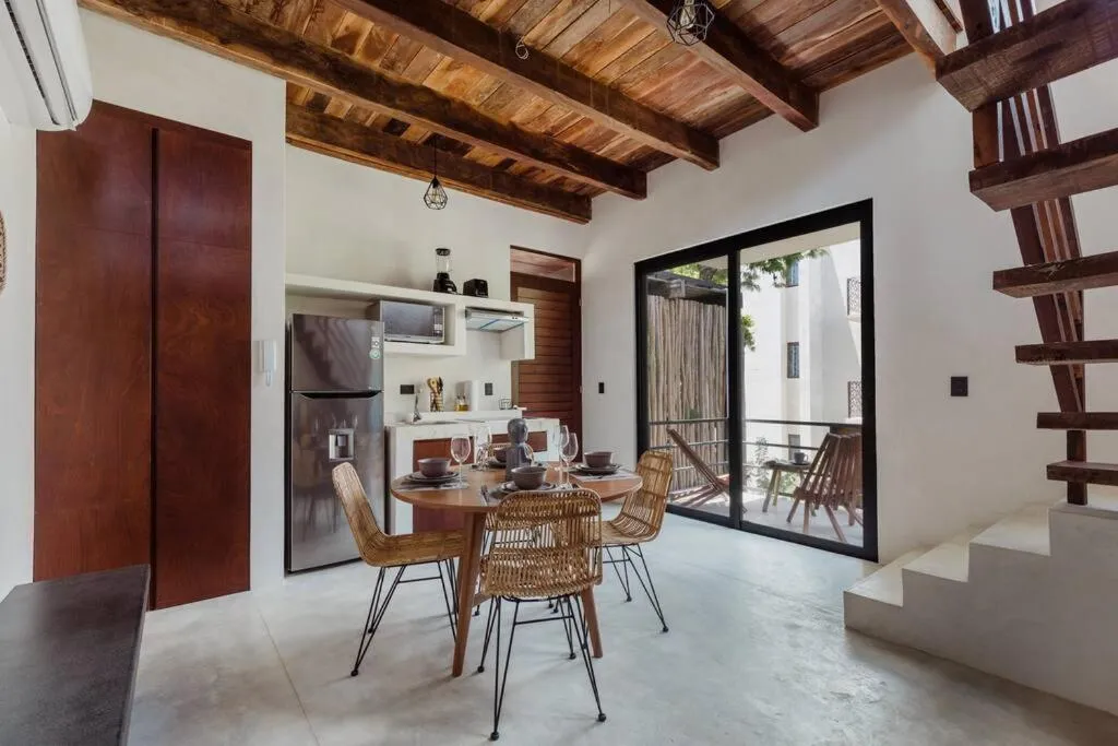 Image 4 of Nice and Cozy PH with Private Pool