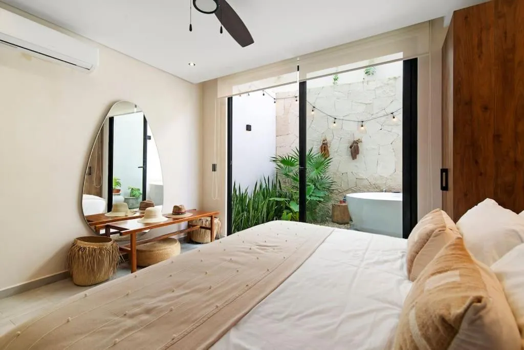 Image 1 of Nice and Fantastic Loft with Private Jacuzzi & Incredible Amenities.