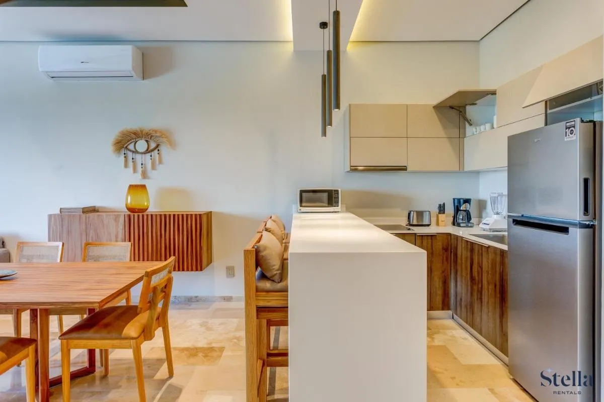 Image 5 of Ocean Views Luxury Community Private Rooftop Pool