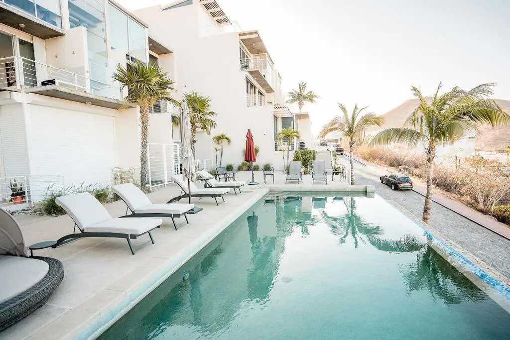 Image 3 of Old Listing – Blue Bay