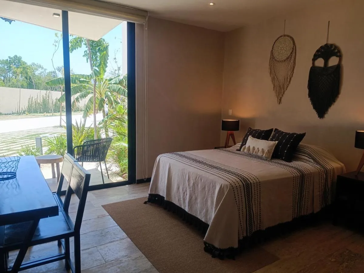 Image 1 of Ophelia Experience