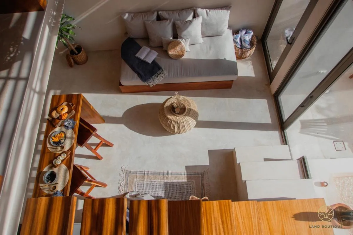 Image 4 of Organic Jungle Loft w/Yoga Deck & Outdoor Tub