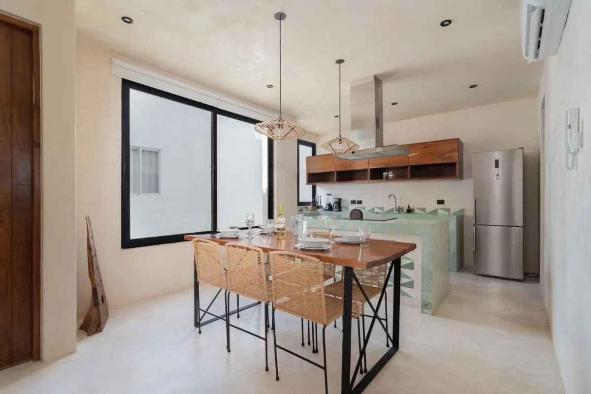 Image 3 of Palacio Tremendo