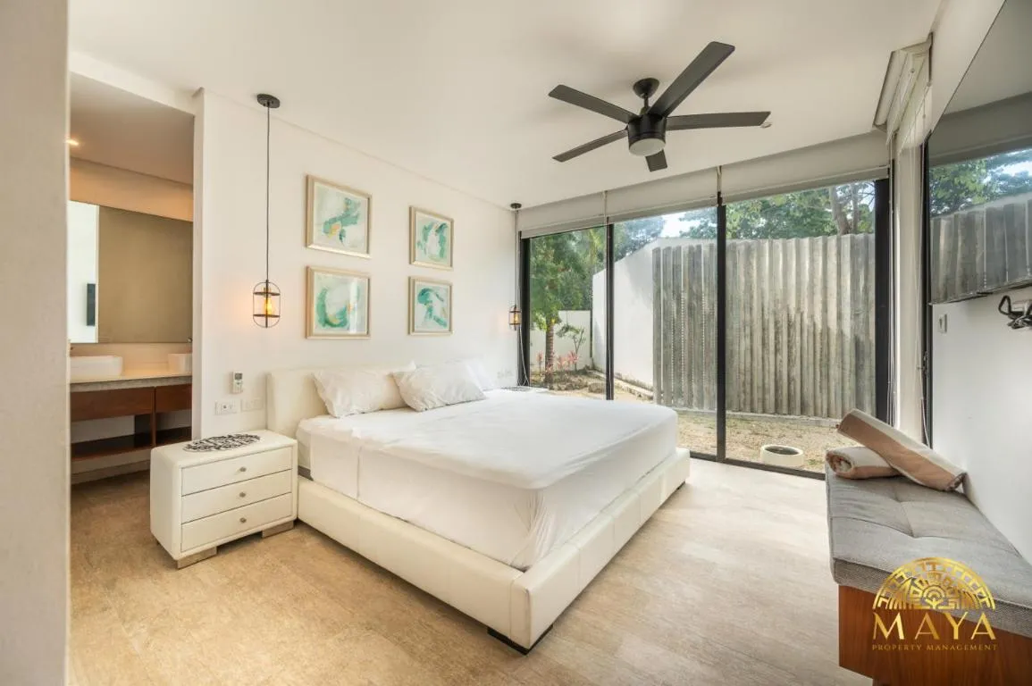 Image of Panoramic 108C Lux 1BR Large Condo in La Veleta