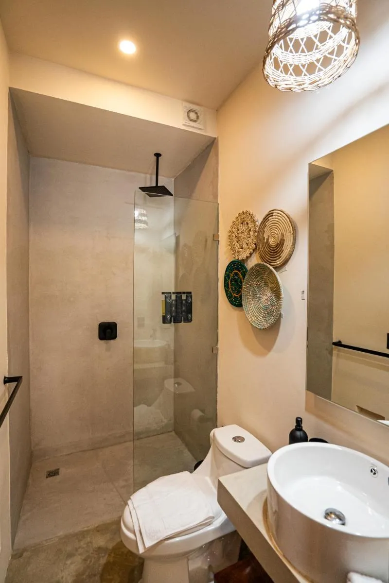 Image 3 of Penthouse with private jungle, pool, downtown