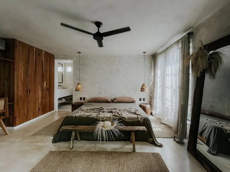 Image 1 of Piece-of-Art-Loft between Jungle Trees